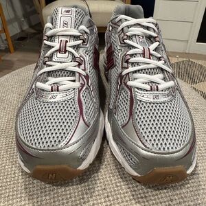 New Balance 740 Mens 10.5 New Without Box Monarch Burgundy/Slate Grey/Raincloud